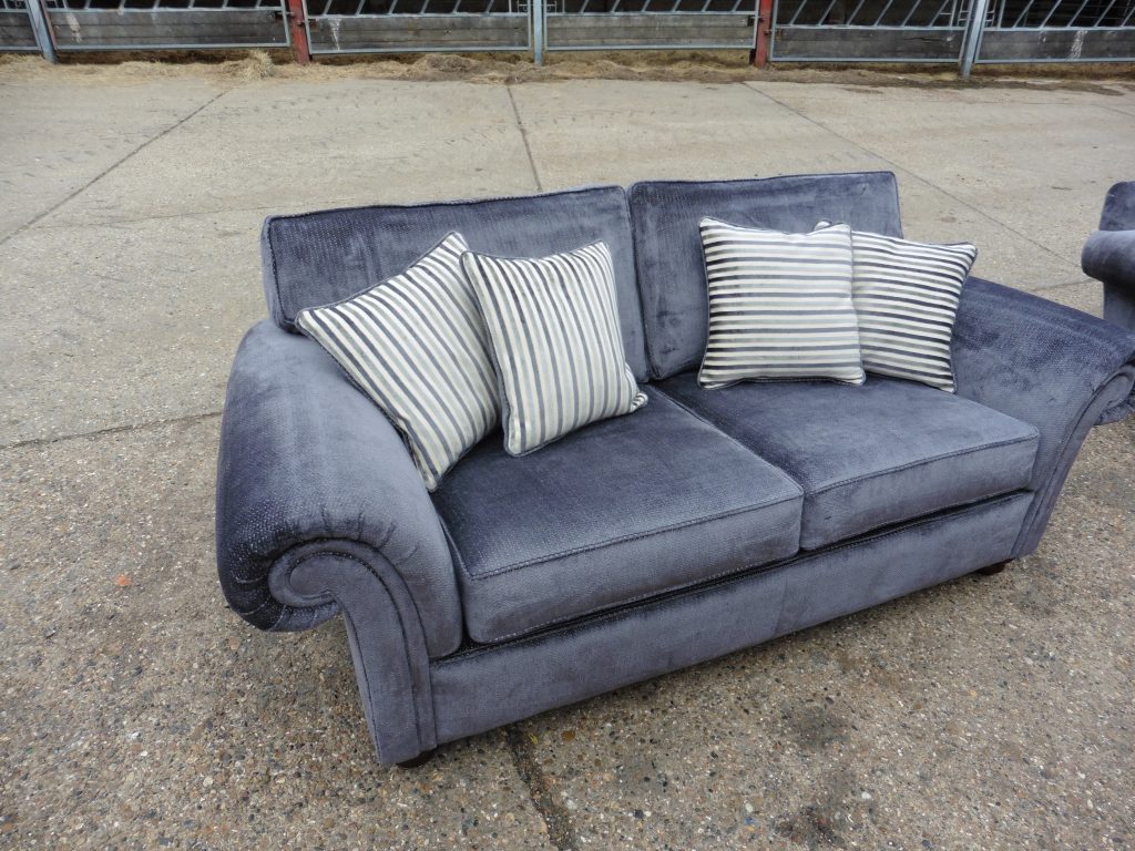 P1000666 Hill Upholstery